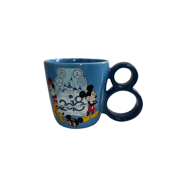 Disneyland Resort ‘The Year to Be Here’ Mickey Minnie Pluto Chip Dale Mug 2018 - Picture 2 of 6